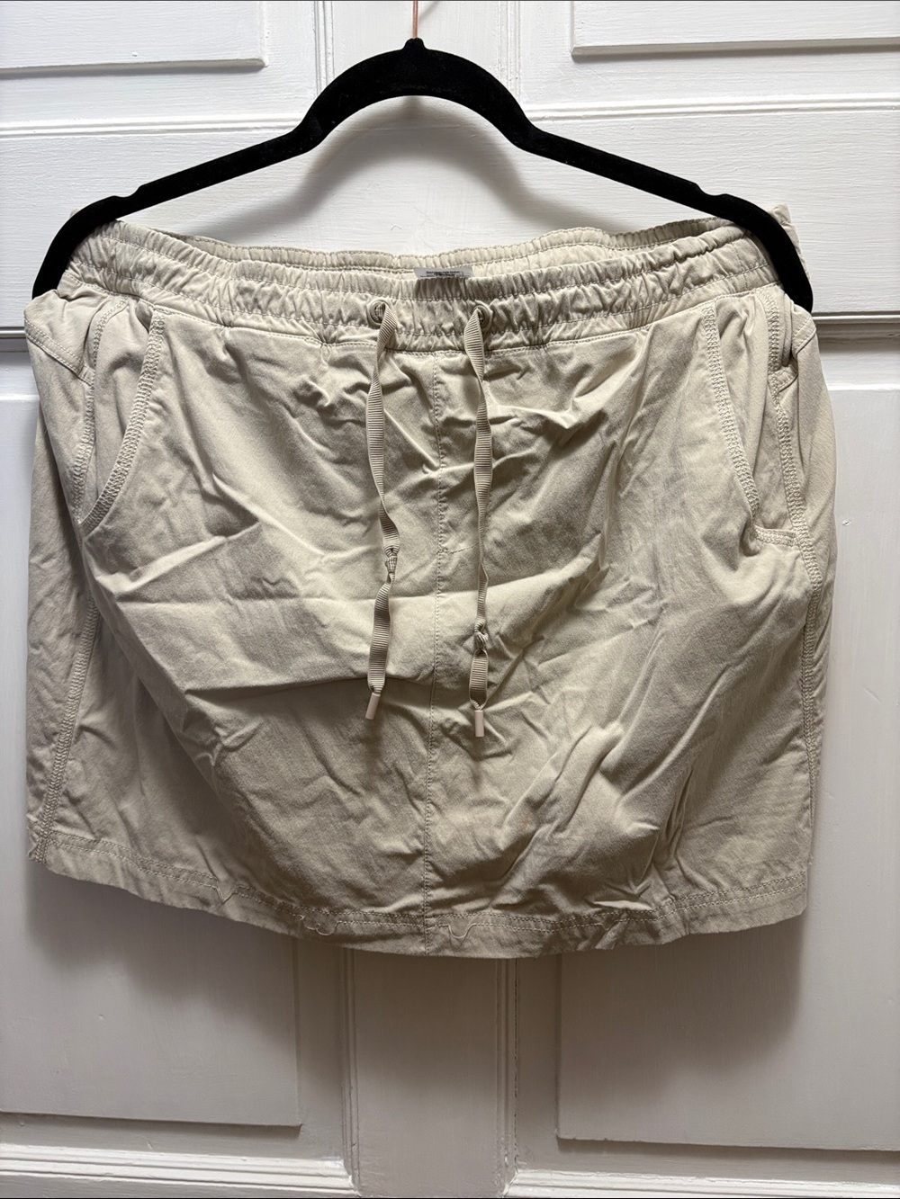 Everyday Cream Hybrid Skort with Drawstring Waist women’s with pockets